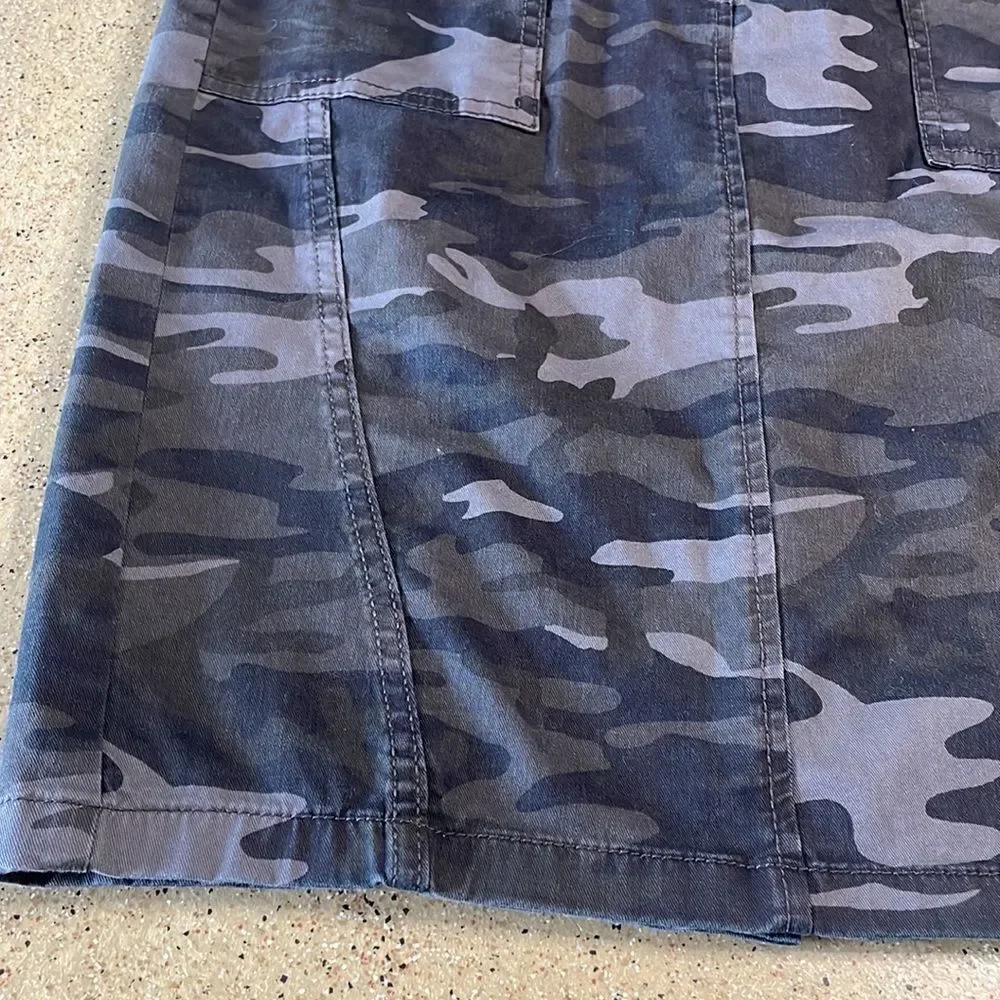 LOFT gray black camouflage print pencil skirt sz 2
